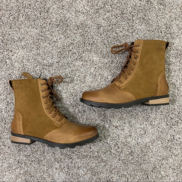 sorel emelie short lace